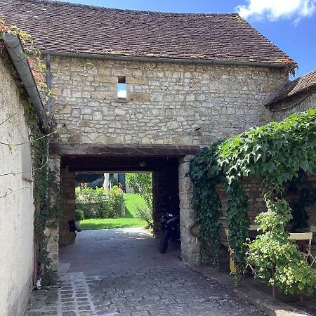 Maison De Charme ,Independante Montigny-sur-Loing エクステリア 写真
